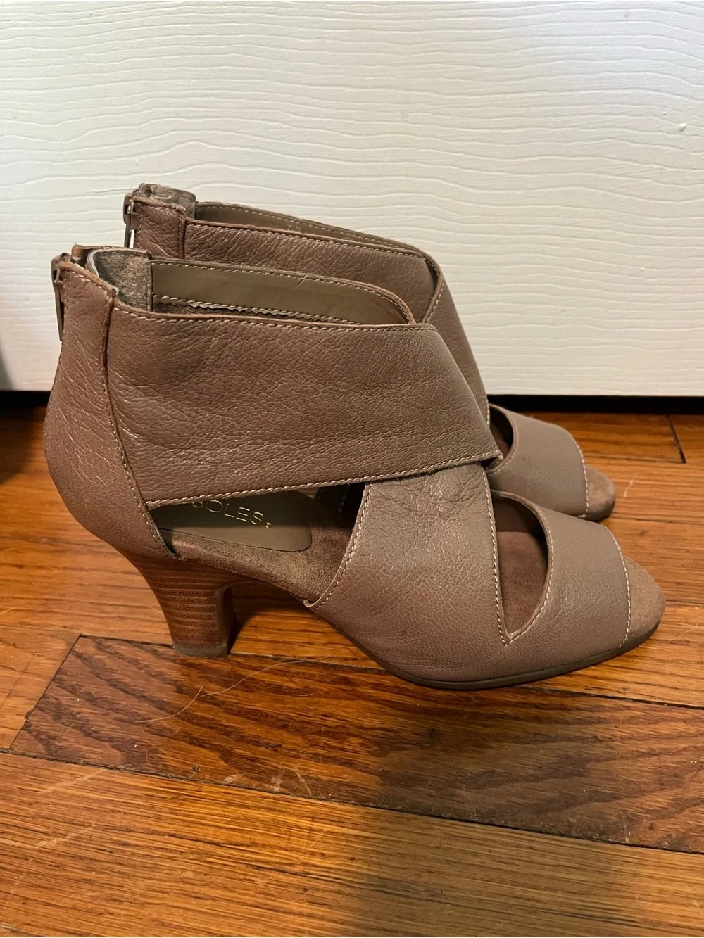 AEROSOLES Taupe Crisscross Peep-Toe Sandals